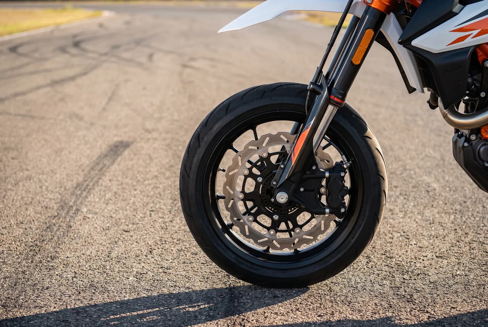Detail van een KTM SMC-R