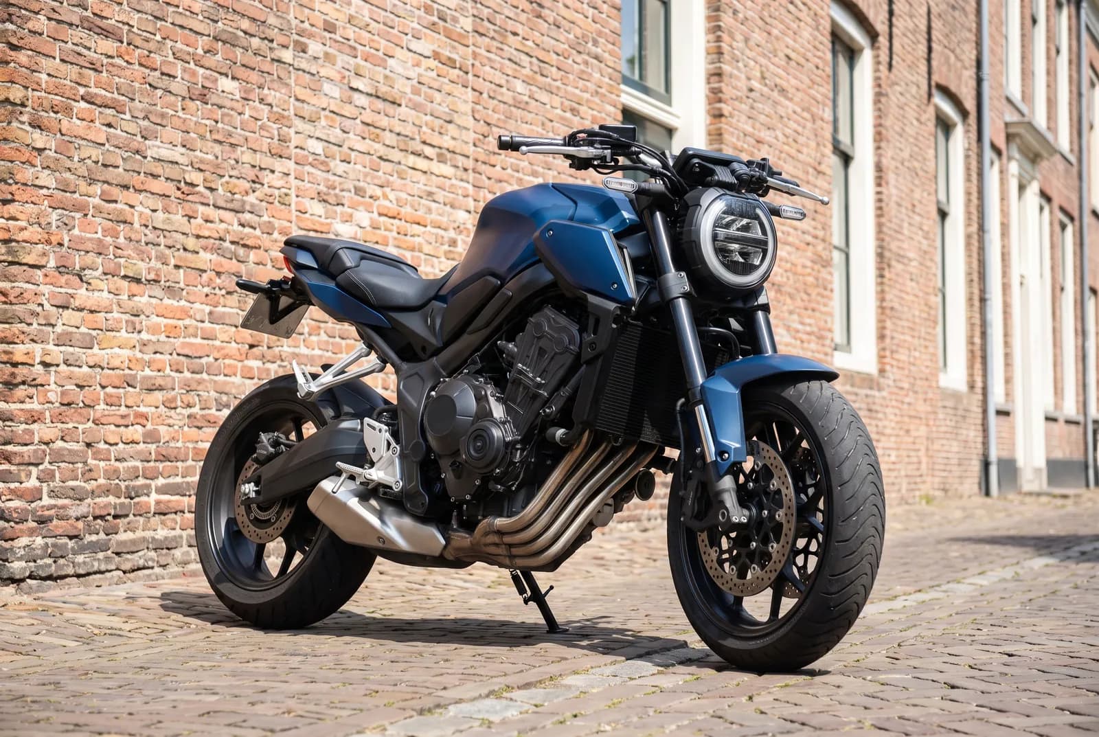 Motor Naked bike